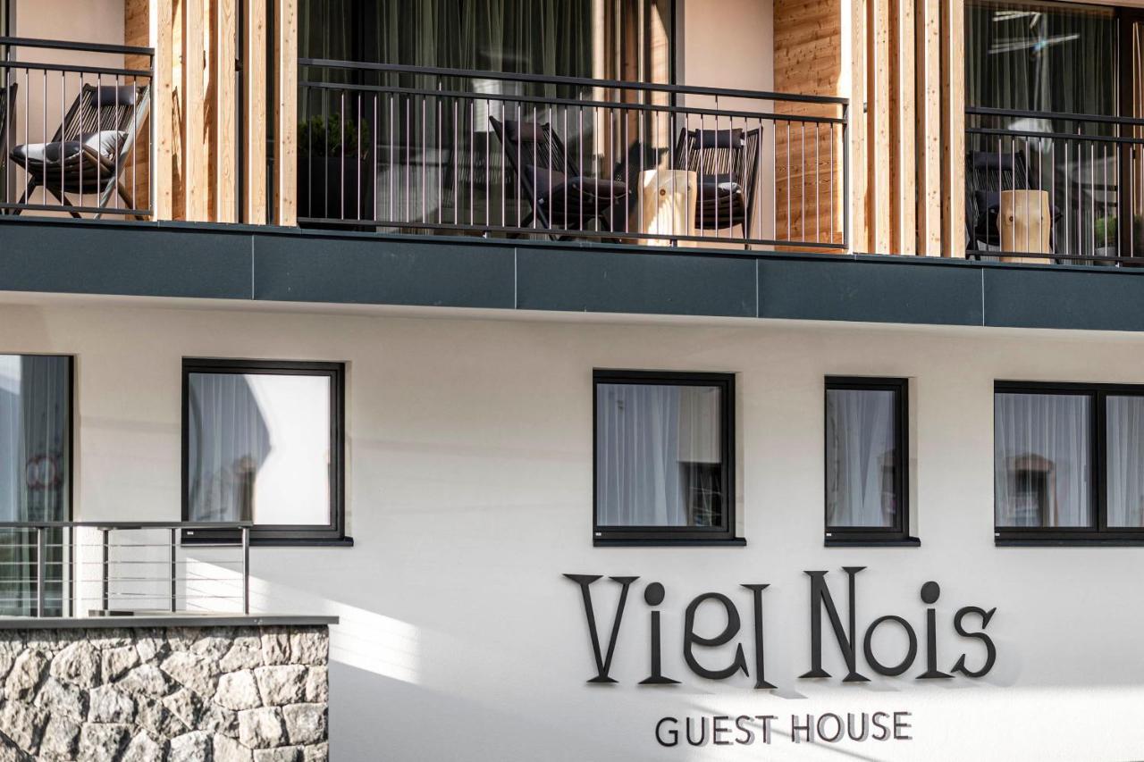 Viel Nois Guest House Funes  Exterior photo